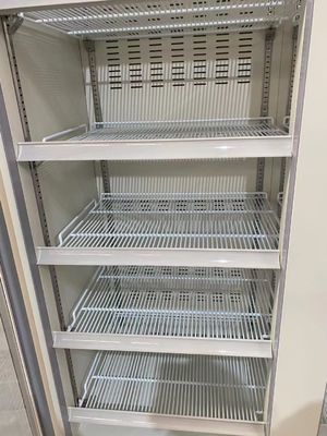 656L Biomedical Pharmacy Vaccine ตู้เย็นตู้เย็นพร้อมไฟภายใน LED อุปกรณ์ห้องปฏิบัติการในโรงพยาบาลคุณภาพสูง